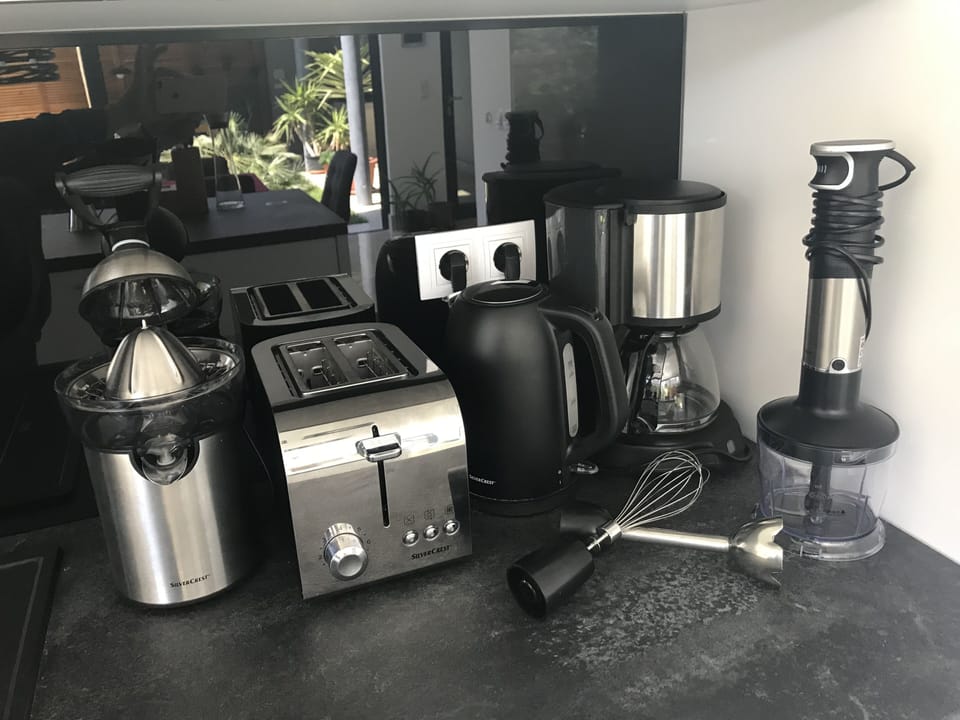 Kitchen equipment