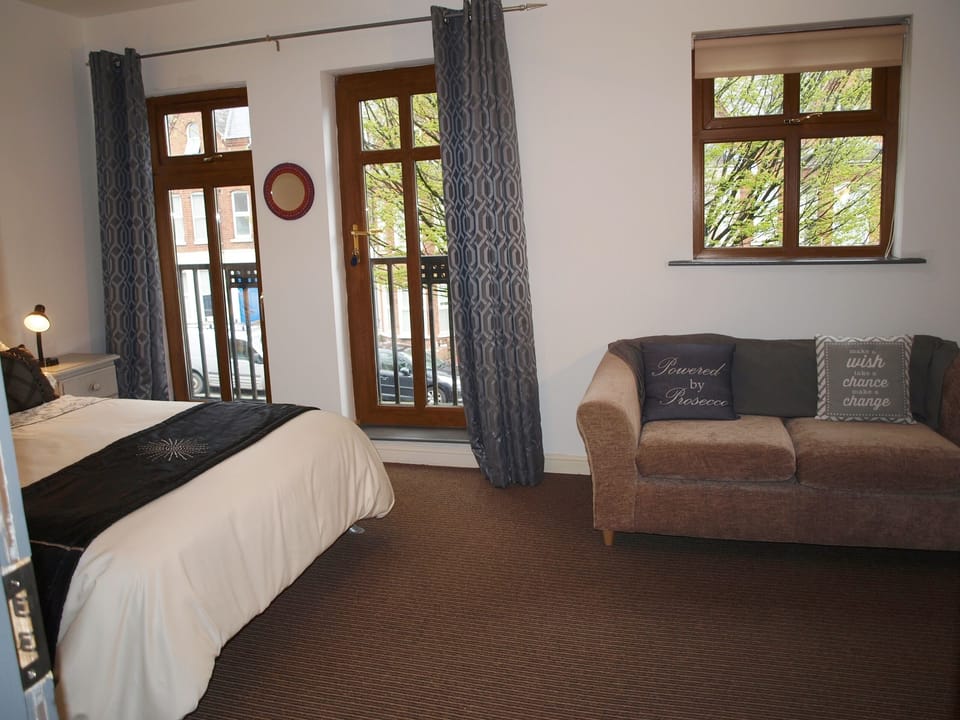 Bedroom 1 with ensuit 