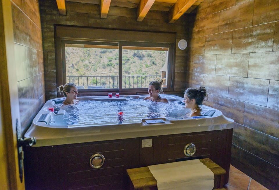 Indoor spa tub