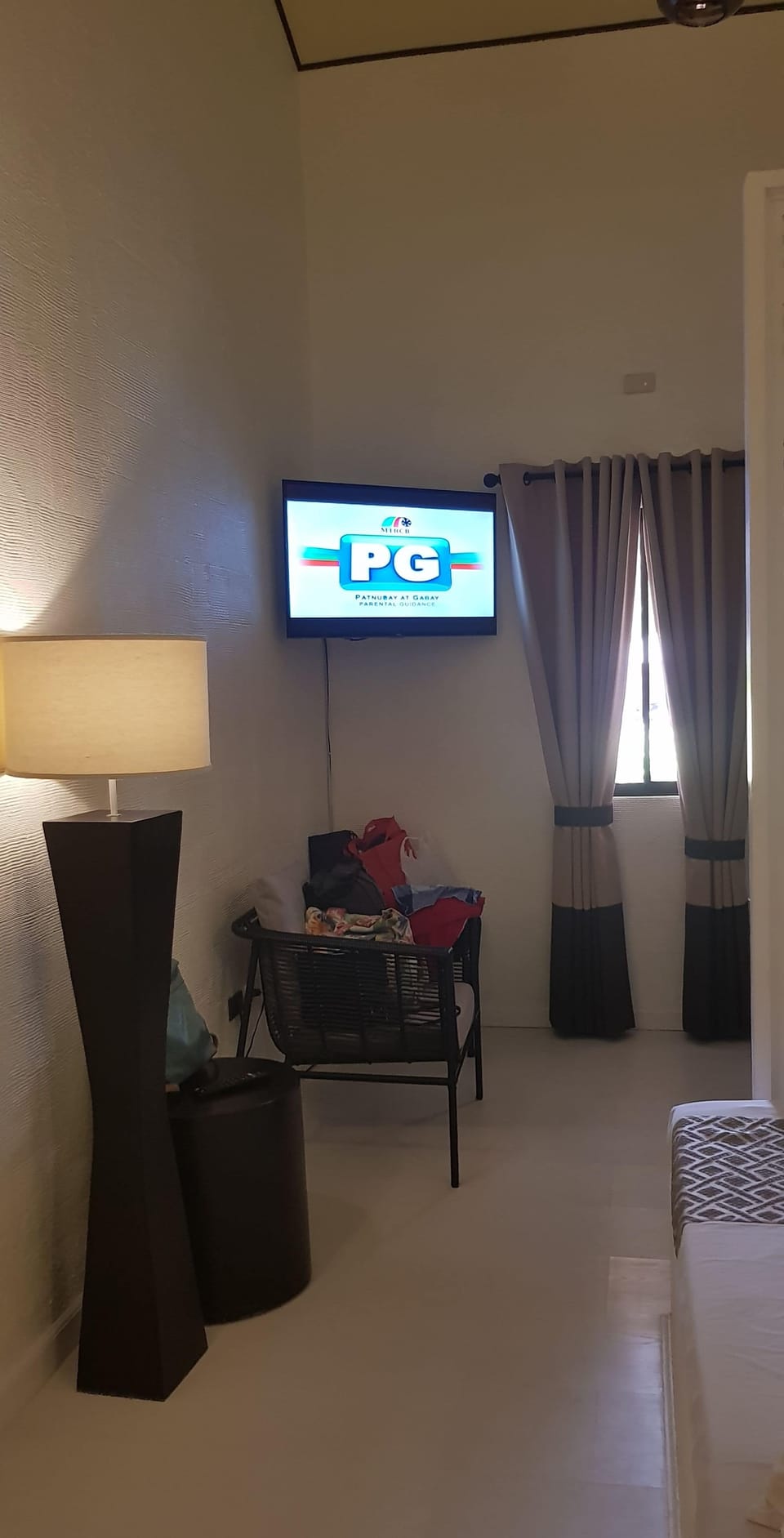 Family Room | Free WiFi