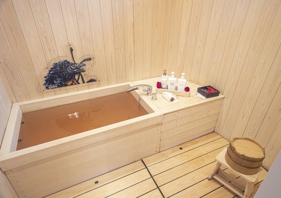 Monster Island-Godzilla for 3 people with hinoki bath,Non-smoking | Bathroom | Separate tub and shower, deep soaking tub, rainfall showerhead