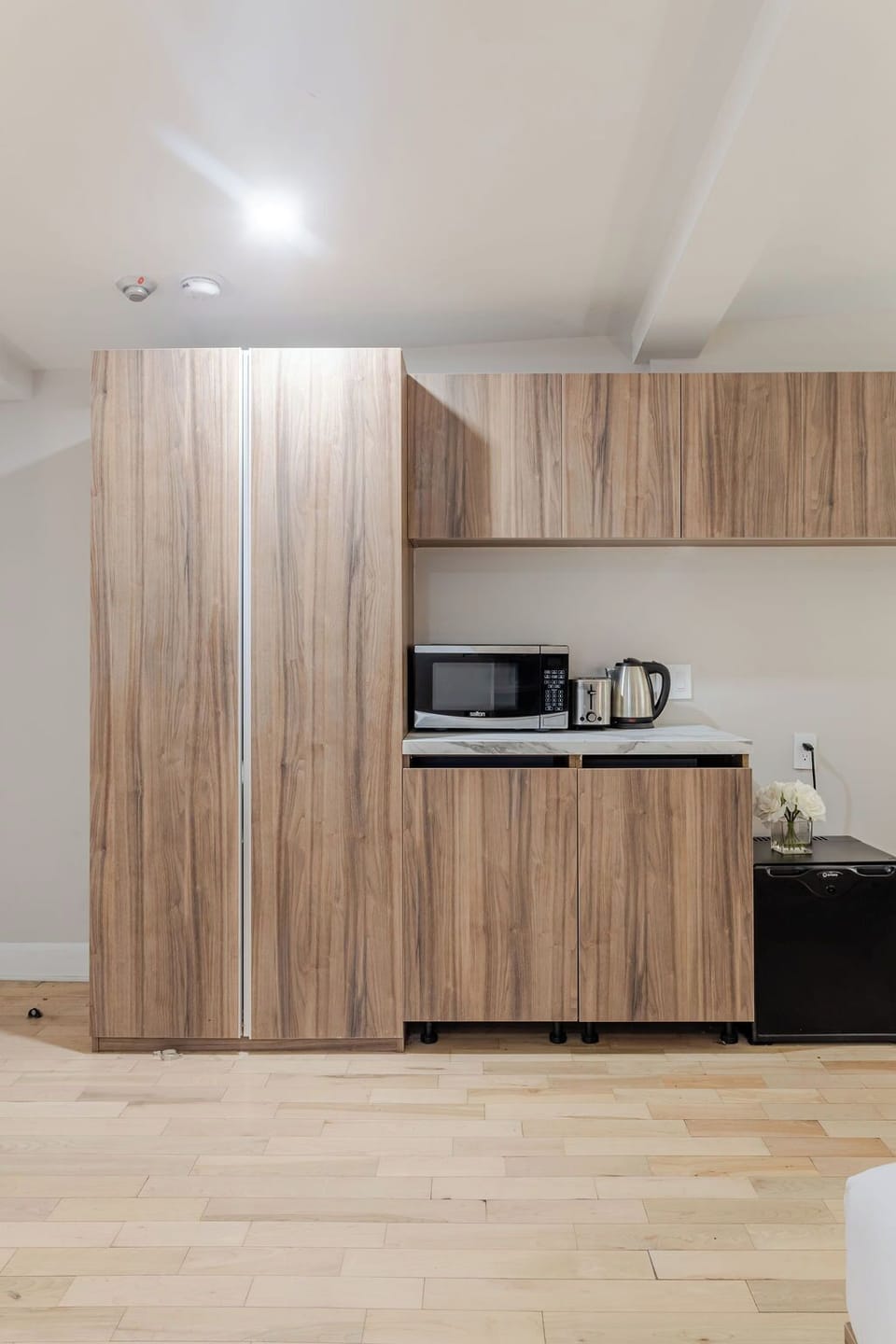 Deluxe Room, 2 Queen Beds | Desk, laptop workspace, iron/ironing board, free WiFi