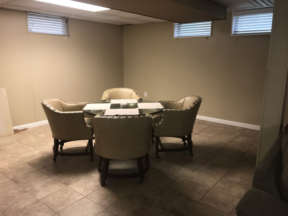 Hallway to bedrooms