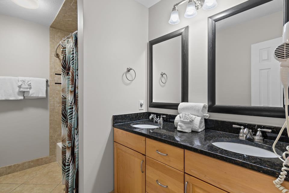 2nd floor full bath 