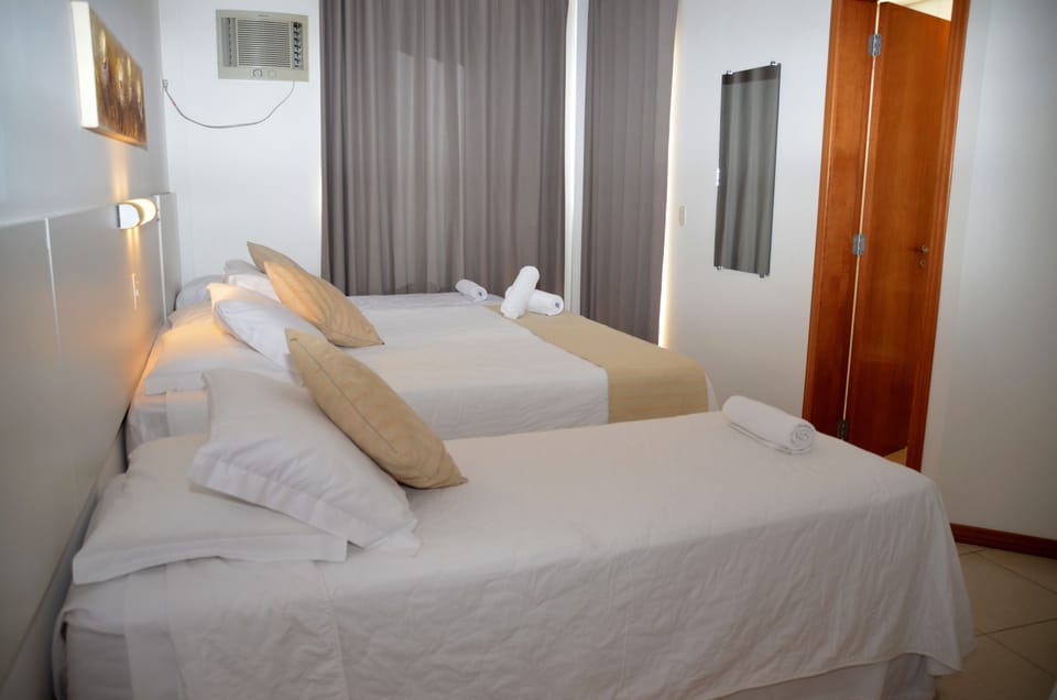 Deluxe Quadruple Room | Minibar, in-room safe, free WiFi, bed sheets