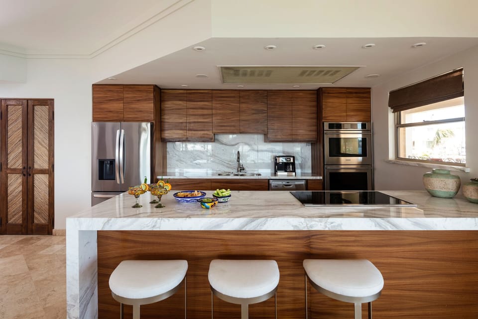Stunning gourmet kitchen