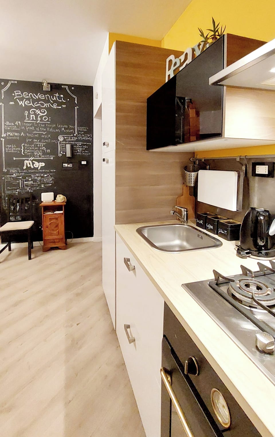 Private kitchen