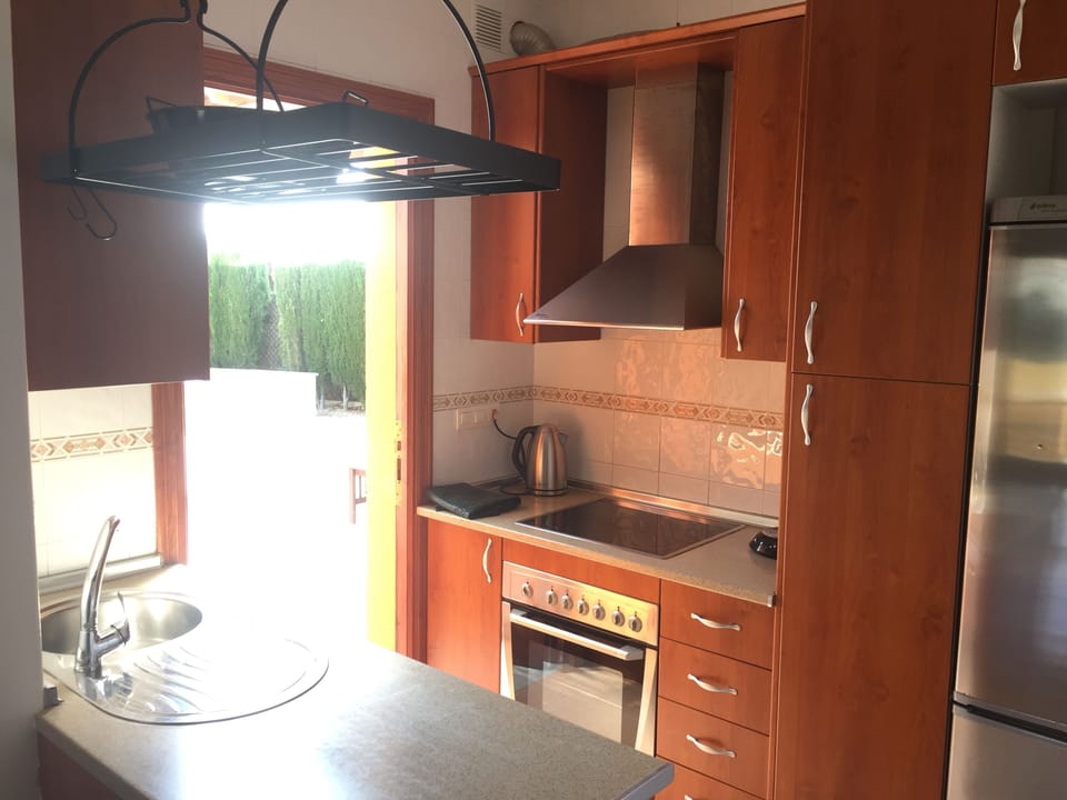 Well equipped kitchen of Casa Mediterranéo.
