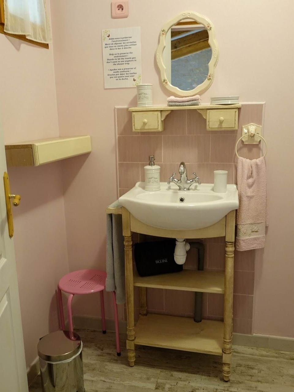 La coquette salle d'eau