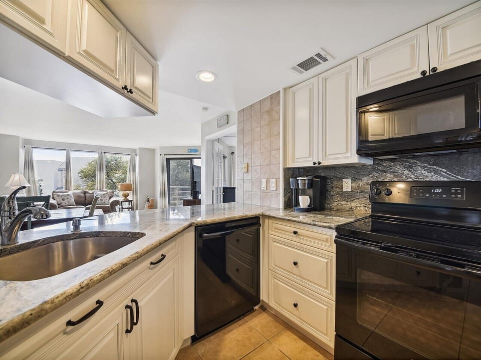 Kitchen at 2412 Villamare