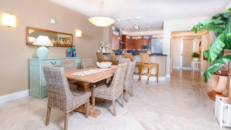 Dining Area / Kitchen