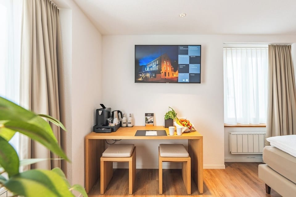 In-room safe, desk, blackout drapes, soundproofing