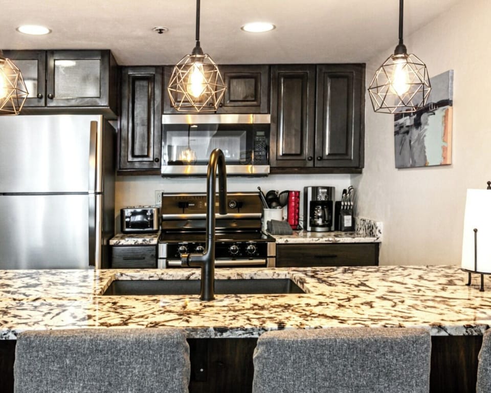 Fully equipped kitchen