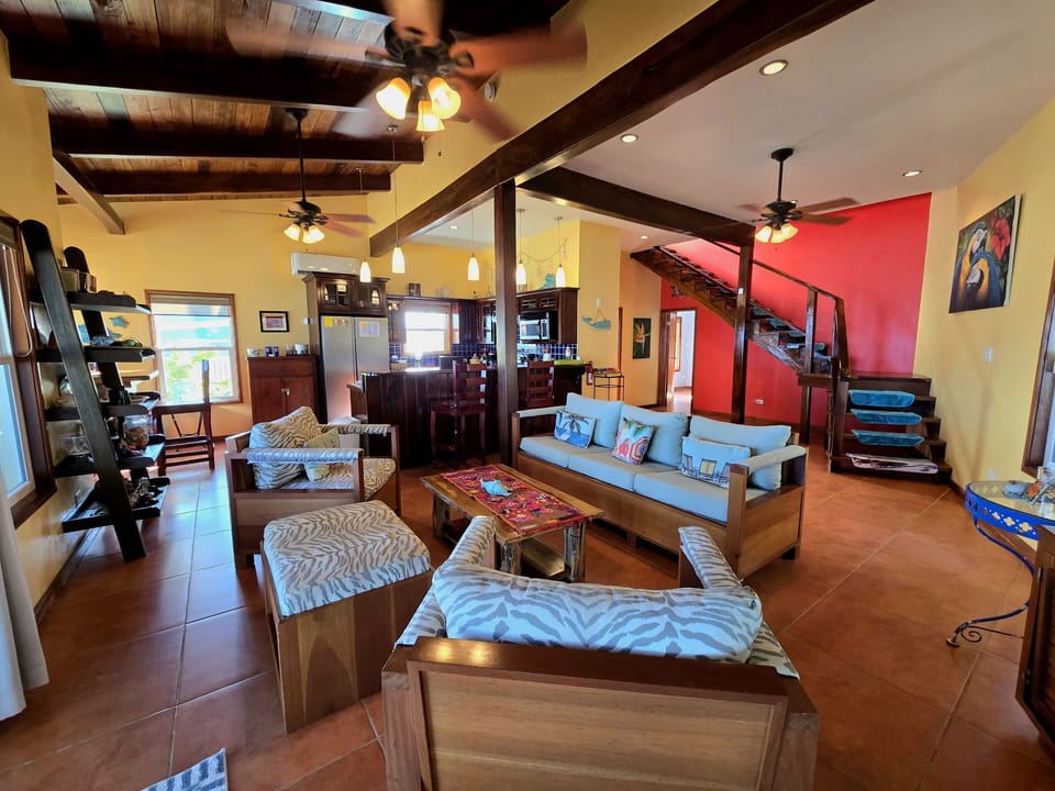 House, 4 Bedrooms | Living area | Flat-screen TV, DVD player