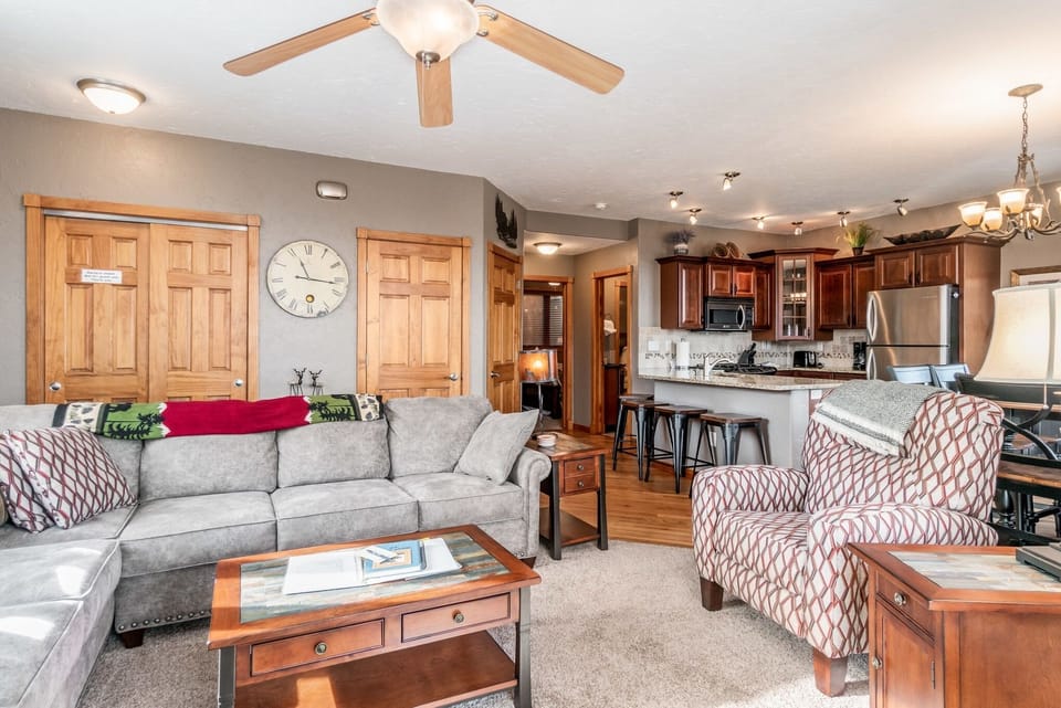 Condo, 2 Bedrooms | Living area | Flat-screen TV