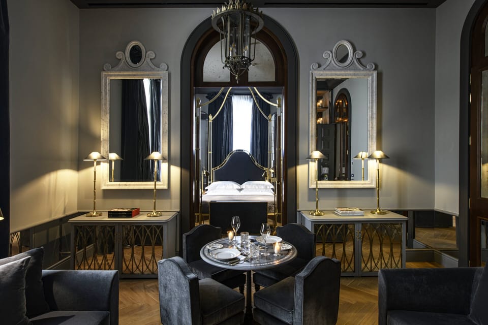 Presidential Suite Bristol | 1 bedroom, premium bedding, minibar, in-room safe