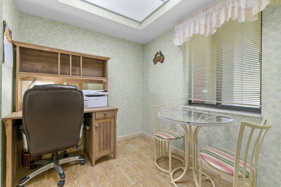 Desk Area