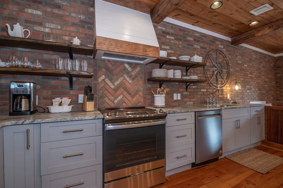 Kitchen offers Smooth Top Range
