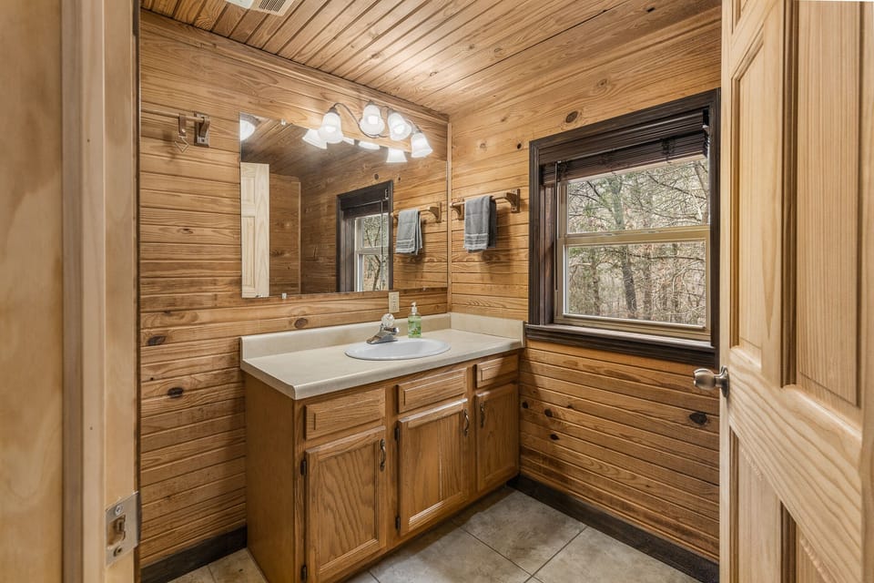 upstairs full bath just off of the loft with a walkin shower