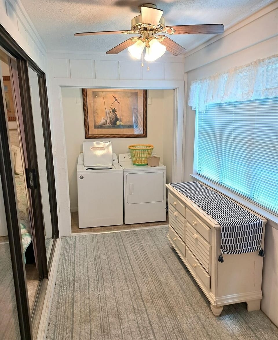 Enclosed Patio & Laundry Area