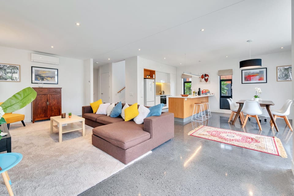 Executive House, 3 Bedrooms | Living area | Smart TV, Netflix, streaming services