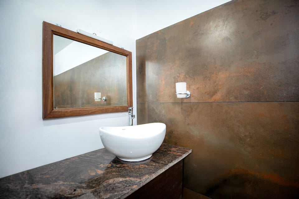 Comfort Cottage, Valley View | Bathroom | Shower