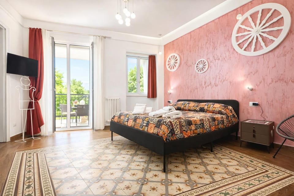 Exclusive Suite, City View | Premium bedding, down comforters, minibar, individually decorated