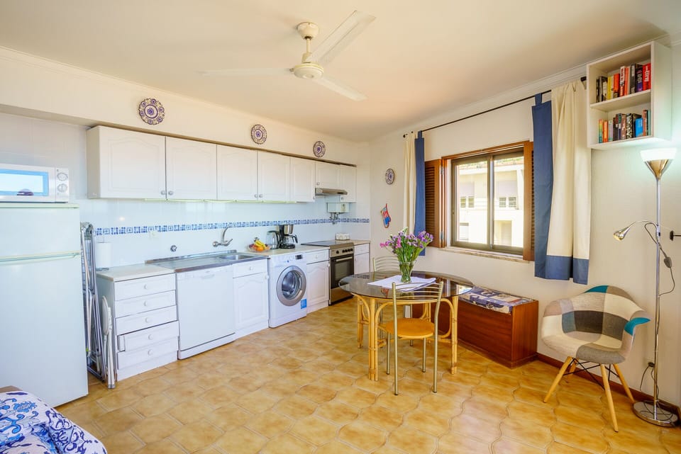 Open-plan Kitchen