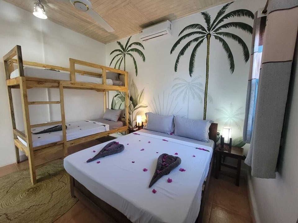 Family Double Room | Premium bedding, in-room safe, blackout drapes, bed sheets
