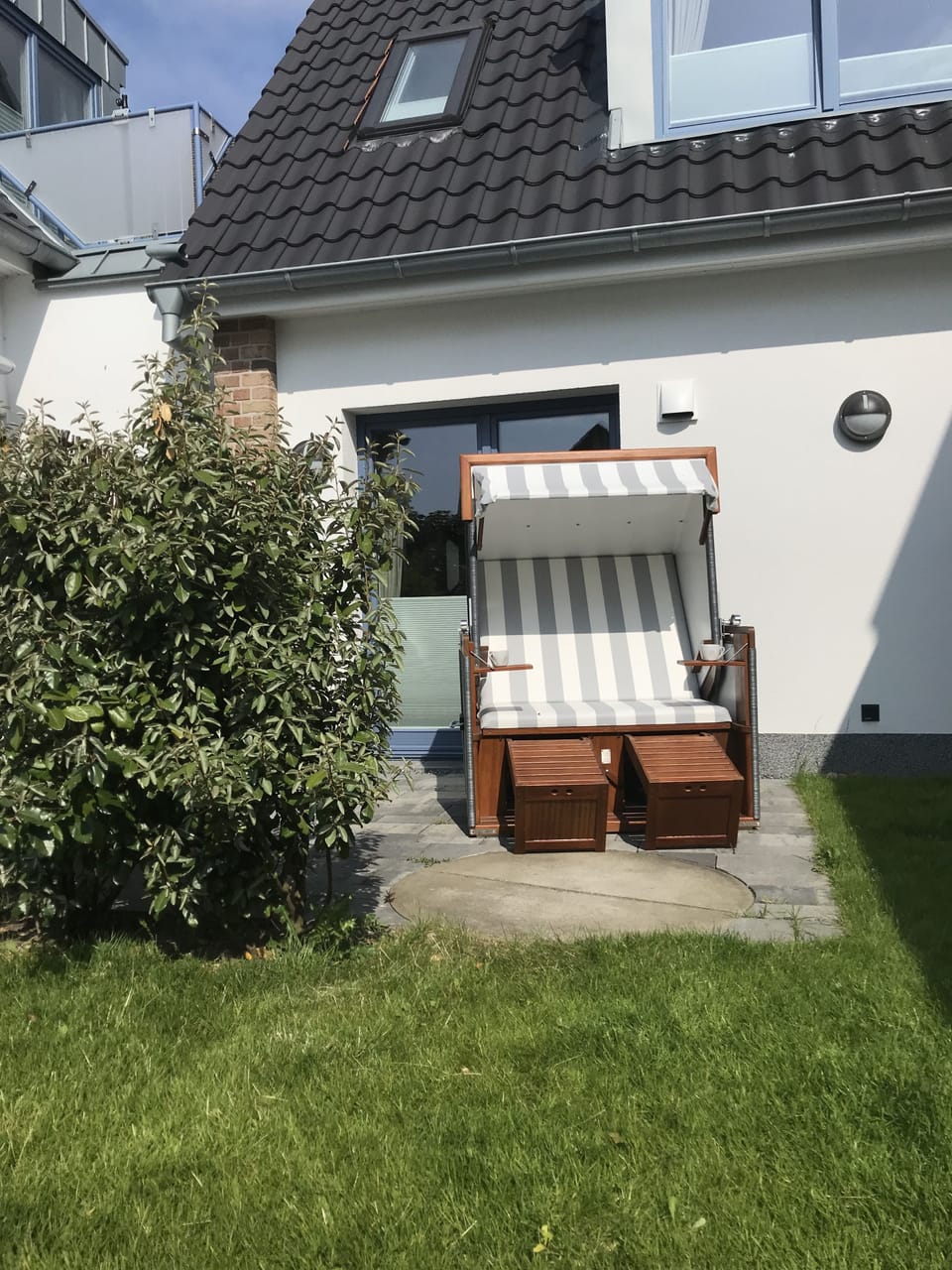 Studio, 1 Queen Bed, Non Smoking | Terrace/patio