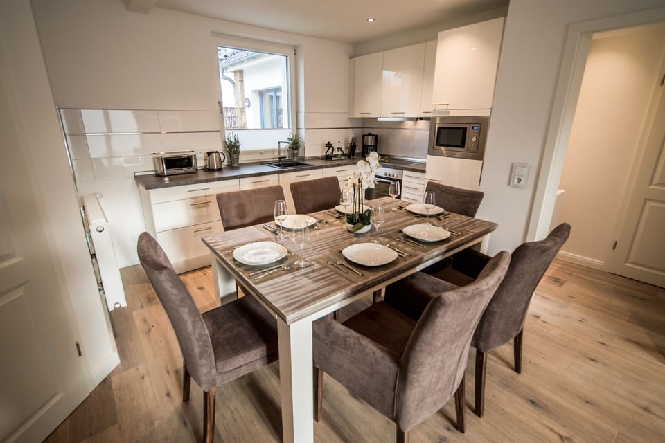 Duplex, 2 Bedrooms, Terrace | Private kitchen | Full-size fridge, microwave, oven, stovetop