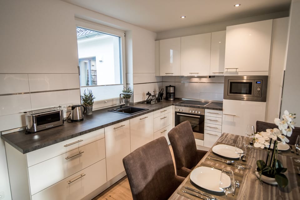 Duplex, 2 Bedrooms, Terrace | Private kitchen | Full-size fridge, microwave, oven, stovetop