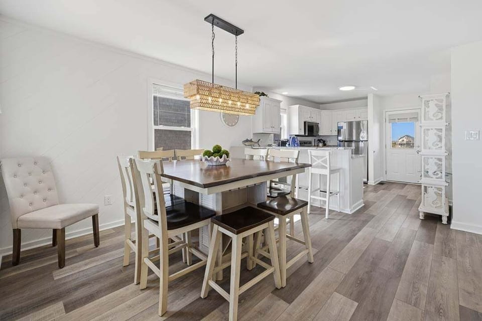 Mid-Level Dining Table (seats 8)