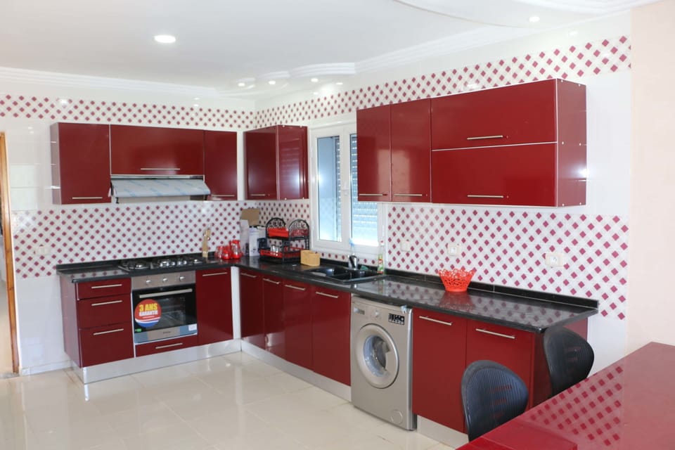 Deluxe Villa, 3 Bedrooms | Private kitchen | Fridge, stovetop, coffee/tea maker, cookware/dishes/utensils