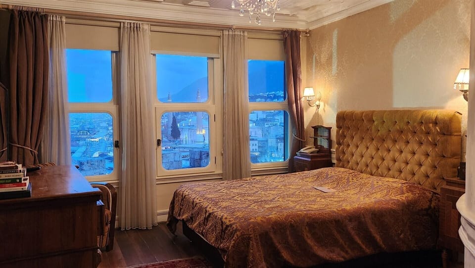 Superior Double Room or Twin Bed | Minibar, in-room safe, iron/ironing board, free WiFi