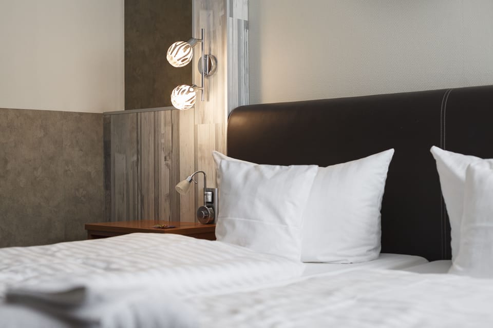 Standard Double Room | Desk, blackout drapes, free WiFi, bed sheets