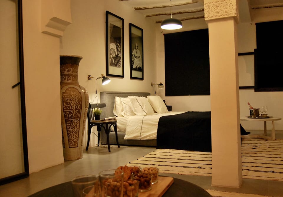 Suite (Ferouze) | In-room safe, WiFi (free), individually decorated