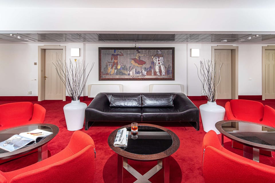 Lobby sitting area
