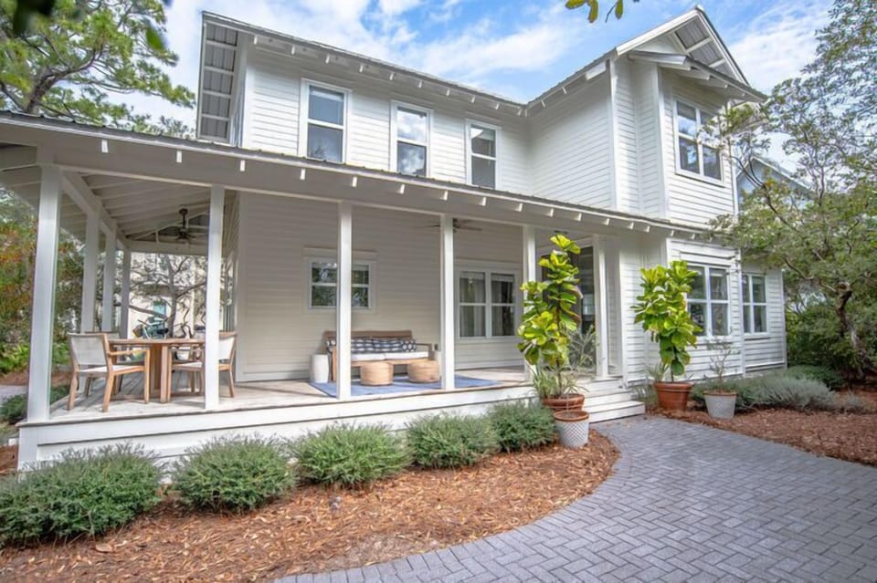 Olive's Cottage in The Hammocks community in Seagrove Beach