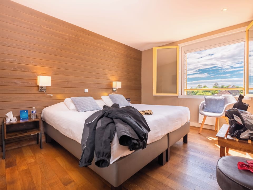 Standard Double Room | Individually decorated, individually furnished, blackout drapes