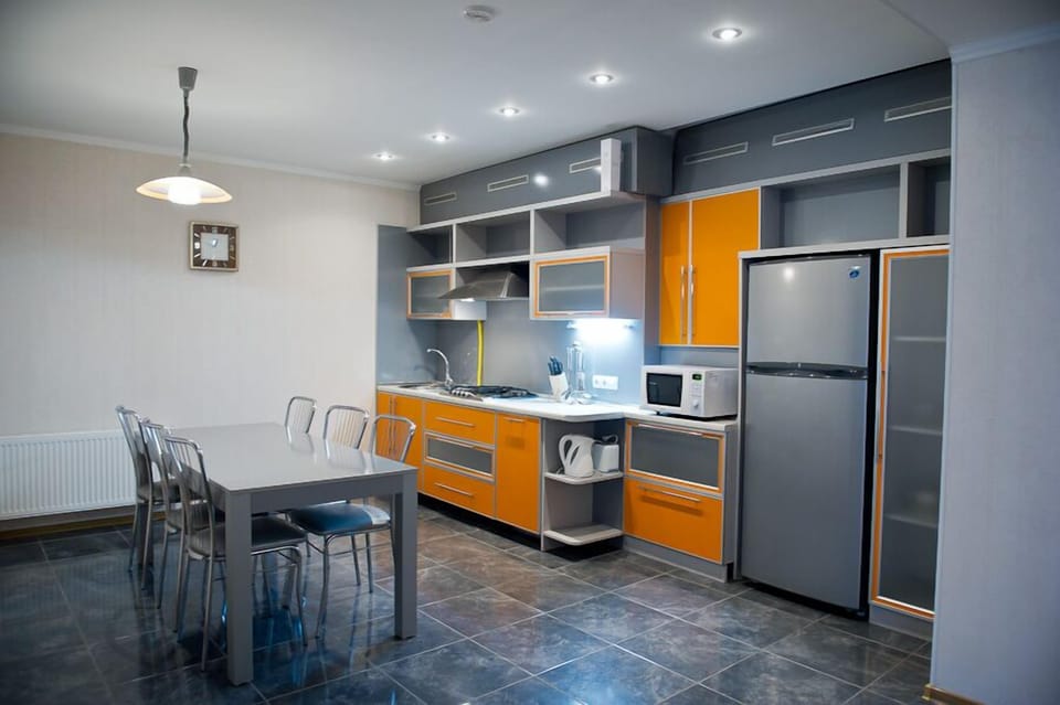Full-size fridge, microwave