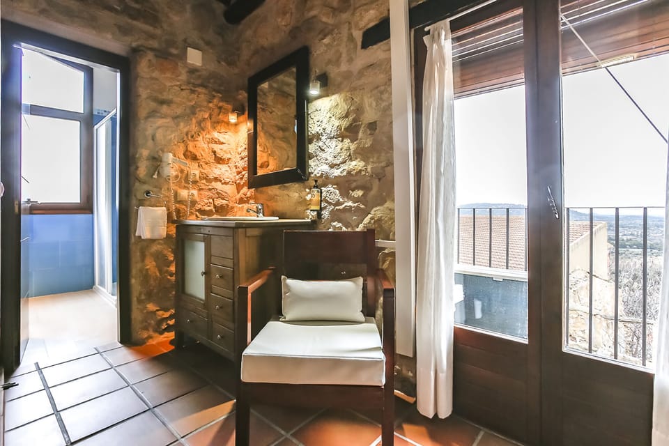 Standard Double Room | Down comforters, individually decorated, individually furnished, desk