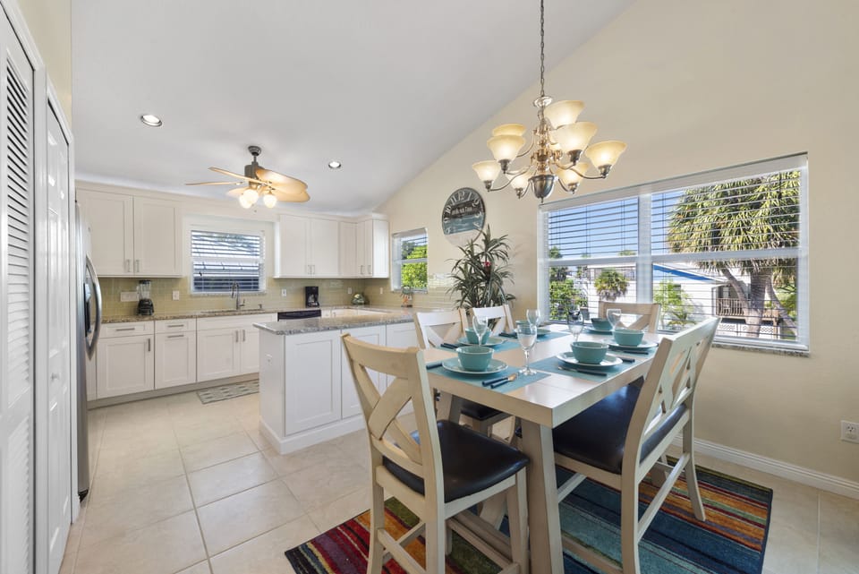 Dining area next to kitchen