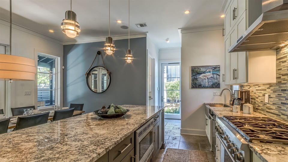 Chef's Kitchen - Equipped with Stainless Steel Appliances
