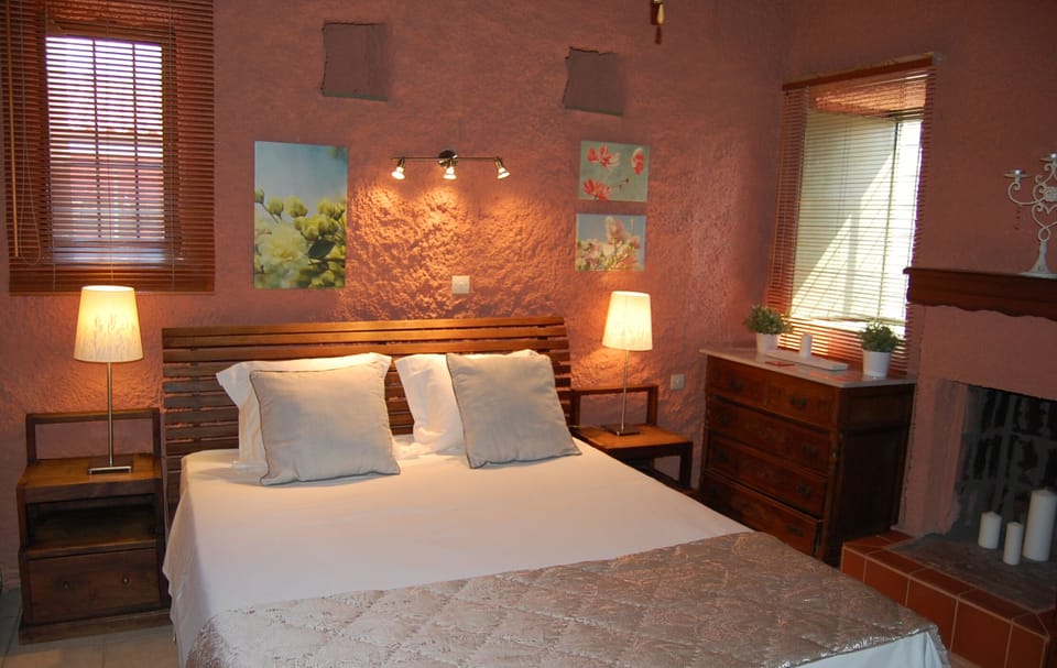 Bedroom 2 (of 4 doubles, 1 single) 