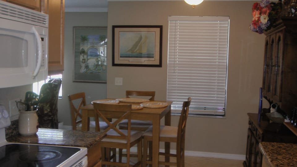 Bistro dining table