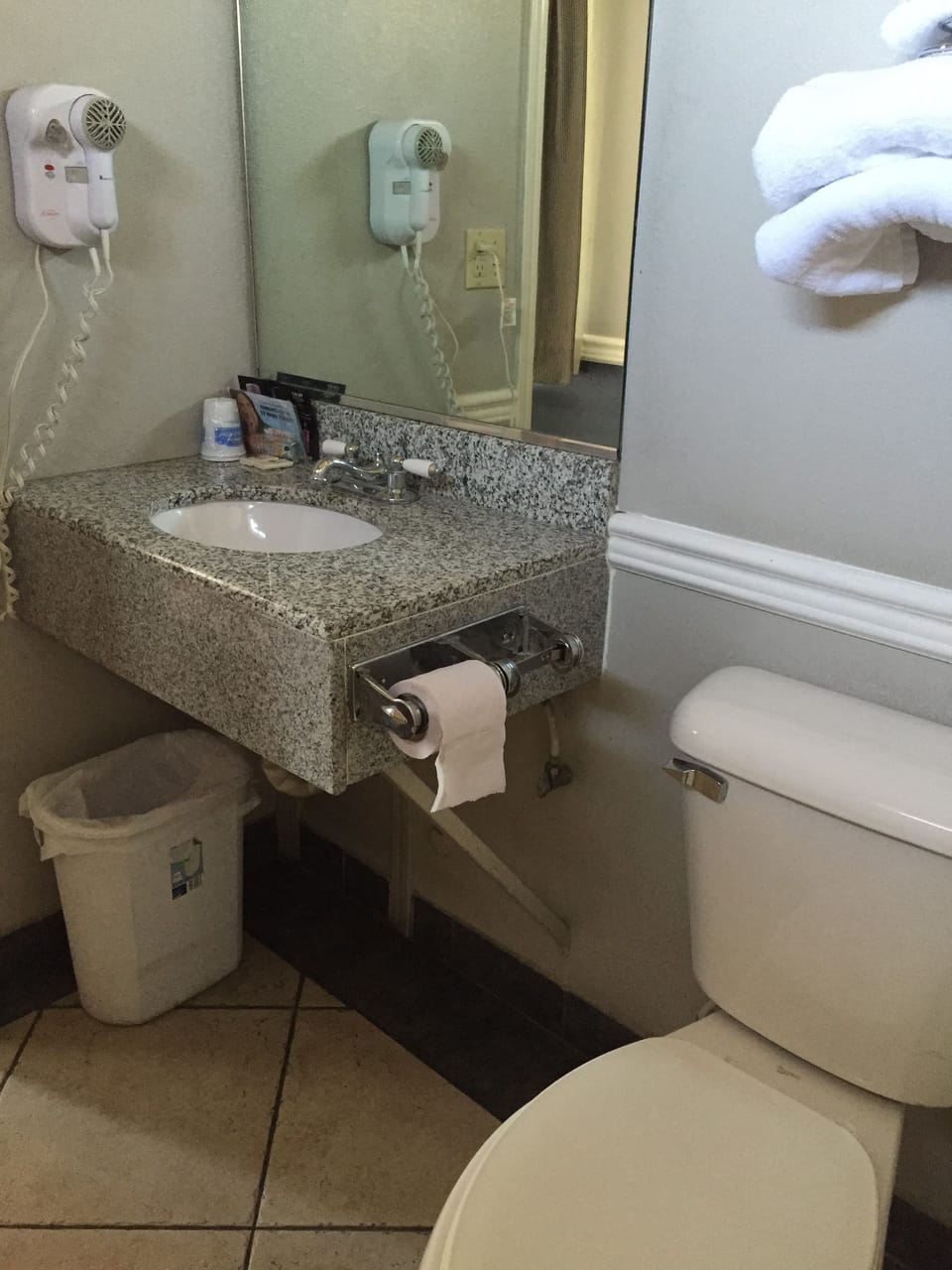 Combined shower/tub, deep soaking tub, hair dryer, towels
