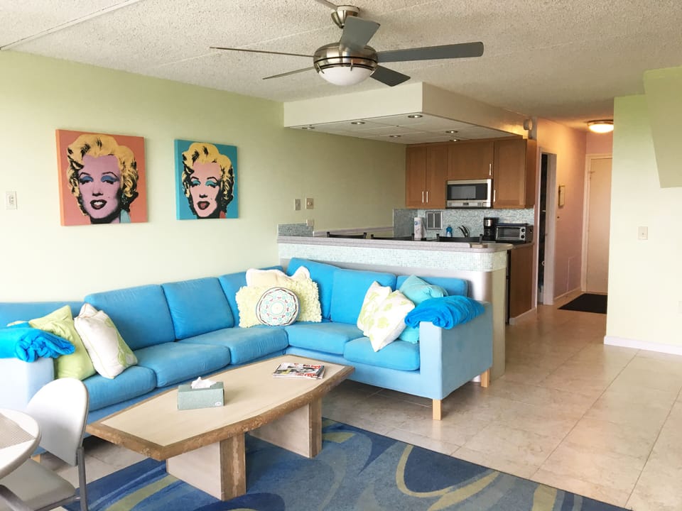 Bright and cheerful living area