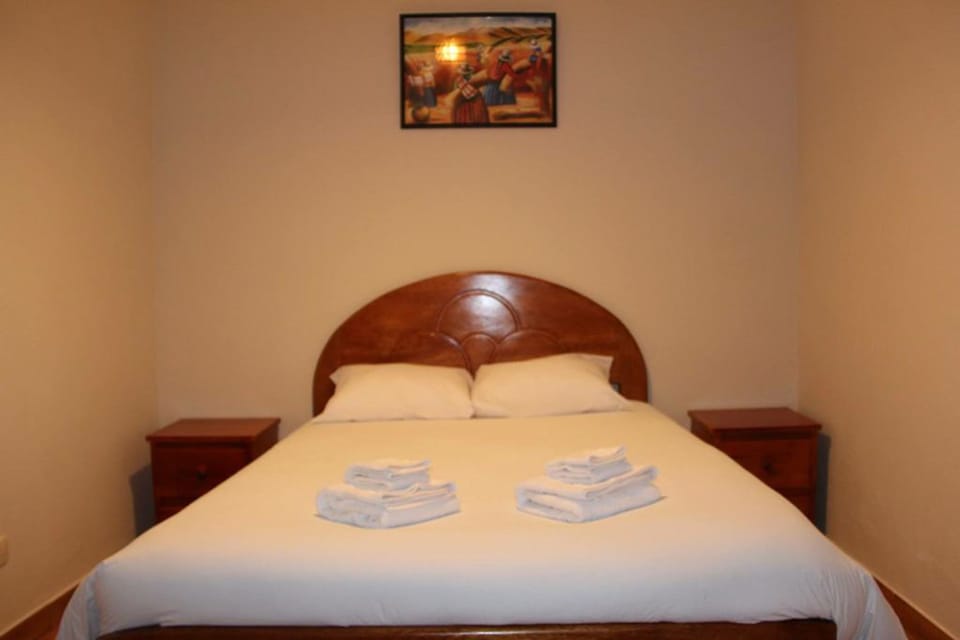 Double Room  | WiFi (free), bed sheets