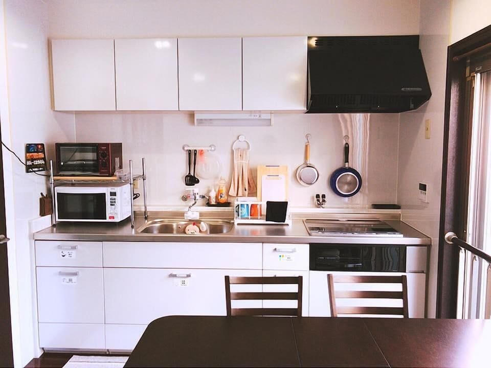 Shared fridge, microwave